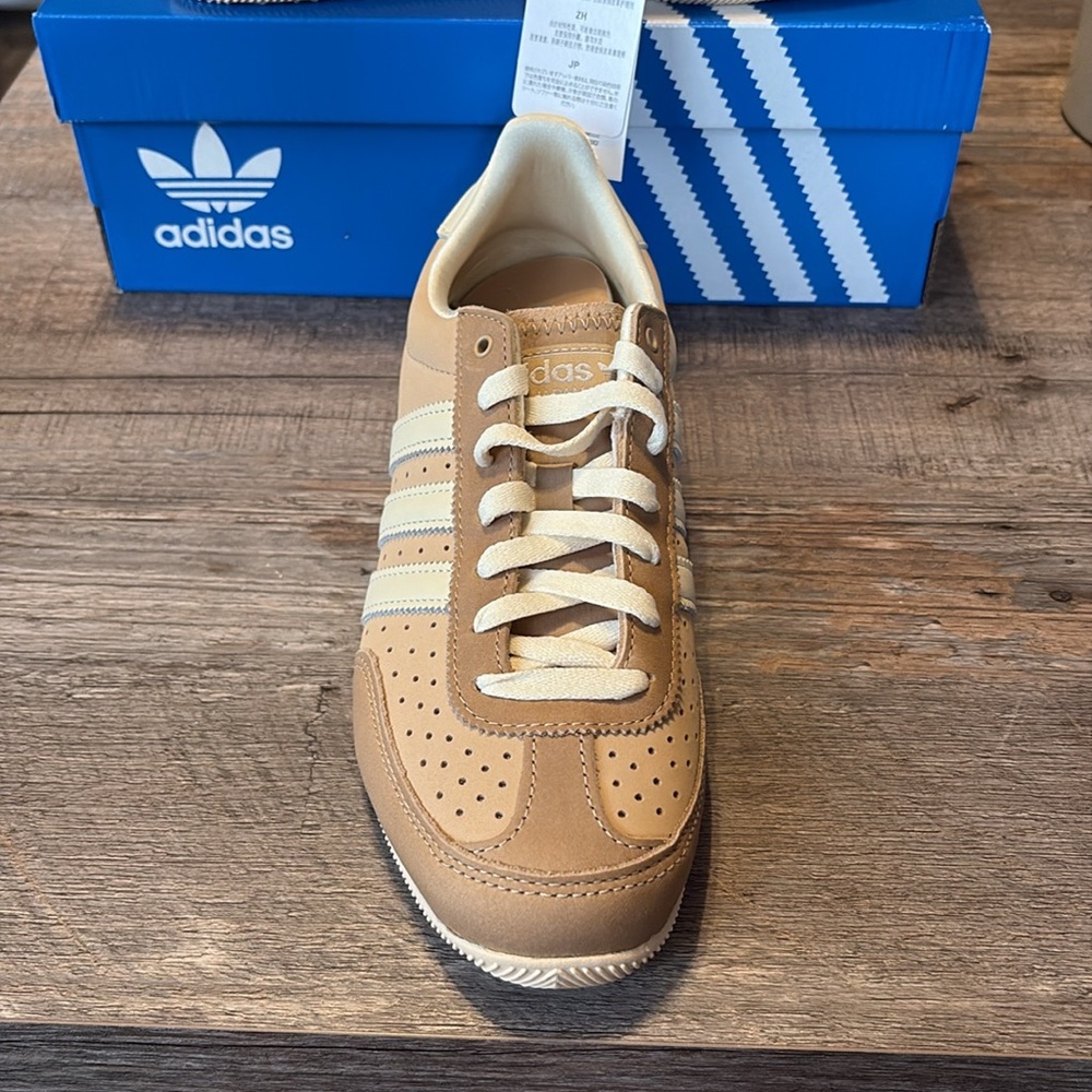 Adidas JAPAN Collection Women's Sneakers - SOLD OUT - Picture 8 of 9